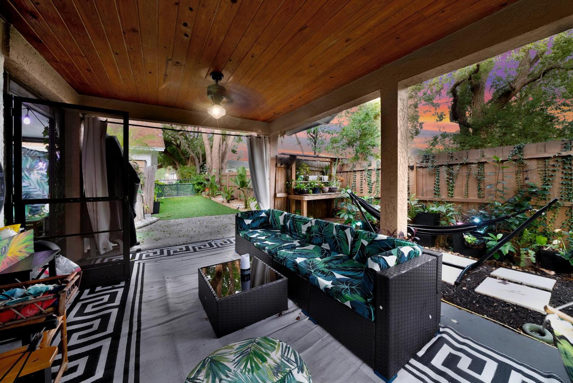 Zen Jungle House By Busch Gardens Sleeps 12 With Outdoor Games & Detached Play Space! تامبا المظهر الخارجي الصورة
